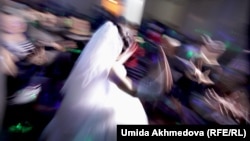 Келин. Тўйларнинг бирида олинган тасвир. 