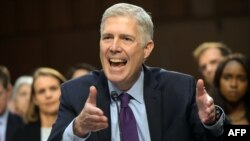 Neil Gorsuch, noul judecător la Curtea Supremă în cursul audierilor de confirmare, 21 martie, 2017