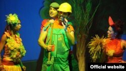 Театарската претстава „Цветната улица“ на Театарот за деца и младинци во Скопје.