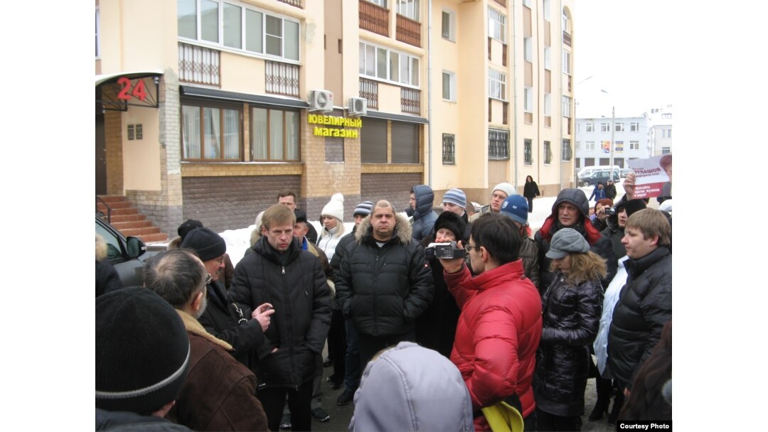 Urlashov (fourth from left) campaigning earlier this month
