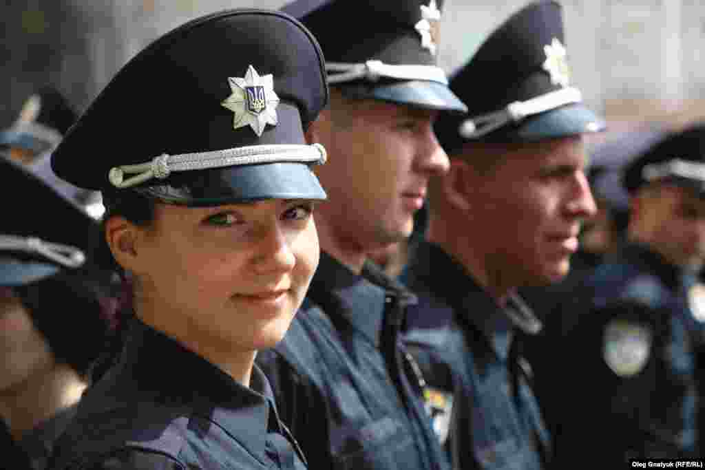 Пятую часть личного состава новой полиции составляют женщины