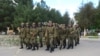 Выпускников ашхабадских школ поспешно забирают в армию