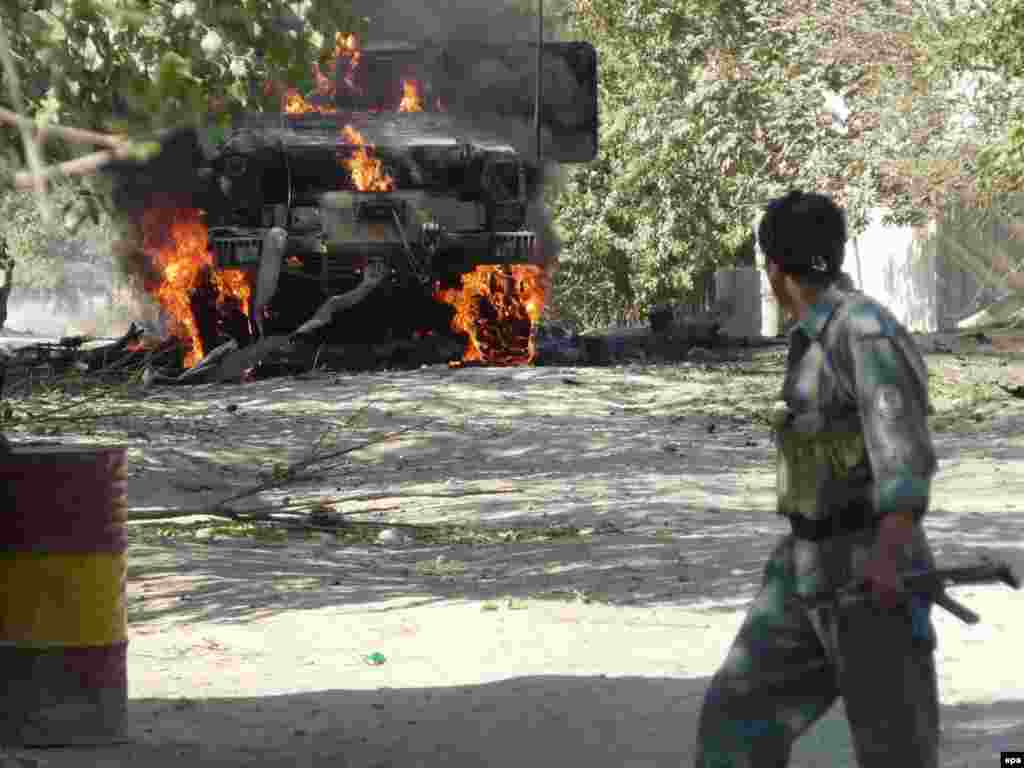 Afganistan - Napad na NATO - Međunarodne snage sigurnosti sopćile su o još jednom napadu talibanskih militanata na snage NATO-a na sjeveru zemlje, u Kunduzu.