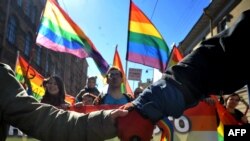 Акция в защиту прав геев в Петербурге