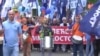 Prvomajski protest u Beogradu: Za dostojanstven život