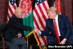 Presidenti amerikan, Donald Trump dhe homologu i tij afgan, Ashtaf Ghani.
