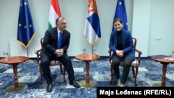 Uoči dolaska u Suboticu, Orban je izjavio da je nova železnička trasa Budimpešta - Beograd najznačajniji infrastrukturni projekat u regionu (Foto: Orban i Brnabić u Beogradu, 15. aprila 2019)