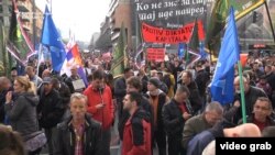 Pamje nga një protestë e ditëve të fundit kundër Vuçiqit në Beograd