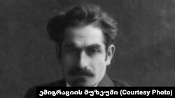 ალექსანდრე ლომთათიძის ფოტო ემიგრაციის მუზეუმის არქივიდან
