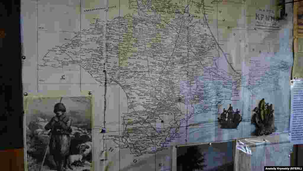 1920 жылғы Қырым картасында барлық-дерлік қырым-татар топонимдері көрсетілген