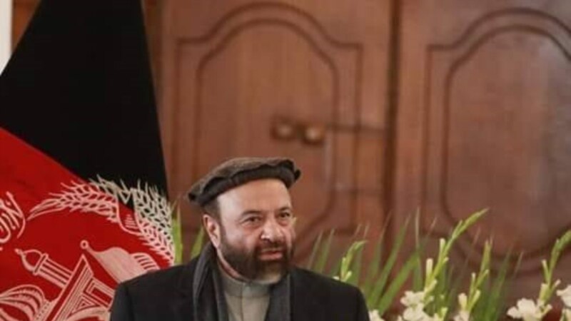 افغان حکومت د مالیې وزیر عبدالهادي ارغندیوال له دندې لېرې کړ