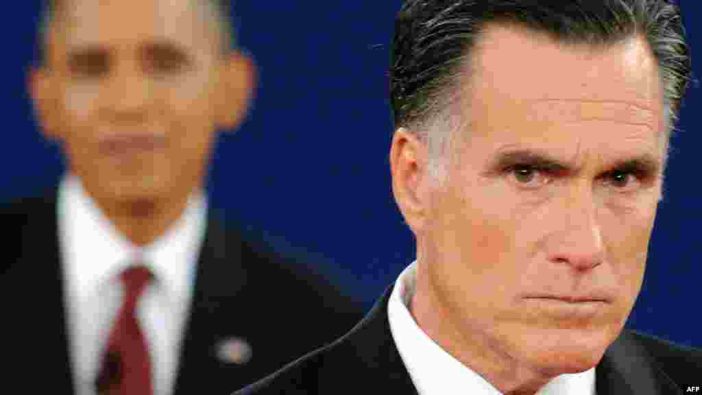 На вторых дебатах Барак Обама выступил против Митта Ромни гораздо увереннее, чем в первый раз.