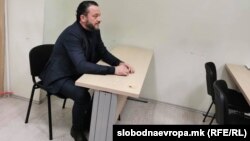 Орце Камчев во судница како сведок во случајот „Рекет“ (12 декември 2019 година)