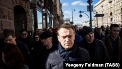 Алексей Навальный на акции протеста в Москве 26 марта