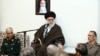 رهبر جمهوری اسلامی: با حرف‌های بی‌ربط از میدان به در نمی‌رویم