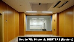 Комората за егзекуција во притворниот центар во Токио