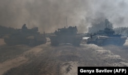 Украинские танки на военных учениях резервистов, декабрь 2018 года