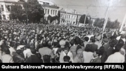 Митинг крымских татар. Симферополь, октябрь 1992 года