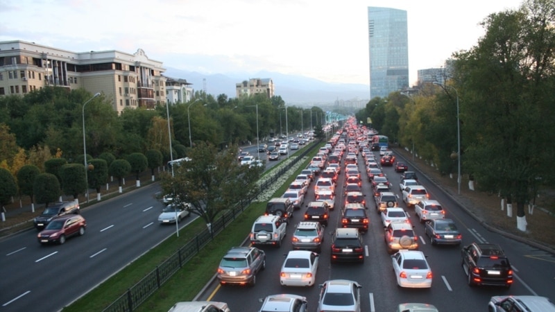 Алматыдағы көлік апатынан соң бірнеше полиция шенеунігі лауазымынан босатылды
