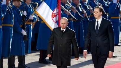 Predsednik Srbije, Aleksandar Vučić i predsednik Rusije, Vladimir Putin, prilikom njegovog svečanog dočeka u Beogradu, 17. januara 2019.