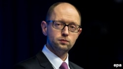 Арсения Яценюка, бывшего премьера Украины в России, подозревают в участии в боевых действиях на Кавказе 