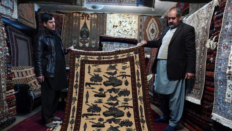 چارواکي: ۲۰۲۱ کې ۹ زره متر مربع غالۍ له افغانستانه بهر صادر شوي