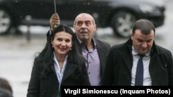 Ministrul Sănătății afirmă că „pentru un anumit tip de servicii cu siguranță este nevoie de asigurări suplimentare”.