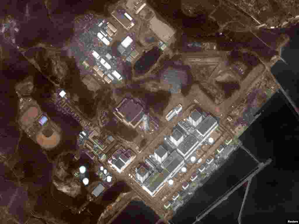 Satelitski snimak Dai Ni elektrane, oštećene zemljotresom i cunamijem, 13.03.2011. Foto: Reuters / Digital Globe 