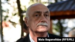 ლადო კახაძე