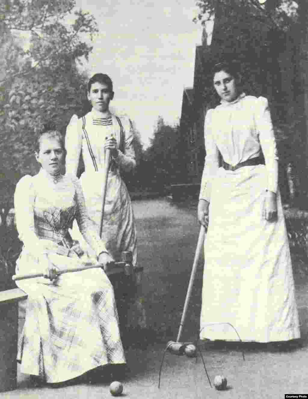 Dostoyevsky&#39;s daughter Lyuba (seated) Dostoyevsky&#39;s first child, Sofya, was born in Geneva in March 1868 but died of pneumonia three months later. His daughter Lubya was born in September 1869 in Dresden. His two sons, Fyodor (1871) and Aleksei (1875), were born in Russia. &quot;I like revisiting, at certain times, spots where I was once happy; I like to shape the present in the image of the irretrievable past.&quot; -- Dostoyevsky,&nbsp;White Nights &nbsp;