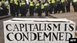 Transparent "Kapitalizam je proklet", ilustrativna fotografija
