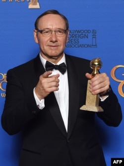 Кевин Спейси на наградите „Златен глобус“ през 2017 г.