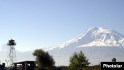 Armenia -- A border-guard watchtower on the Armenian-Turkish frontier pictured against the backdrop of Mount Ararat.
