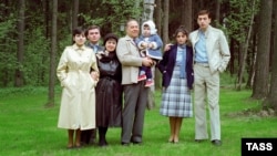 Семья Алиевых в 1983 году