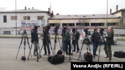Fridom haus uporedio je Vučića i Orbana, navodeći da obojica guše kritičko novinarstvo