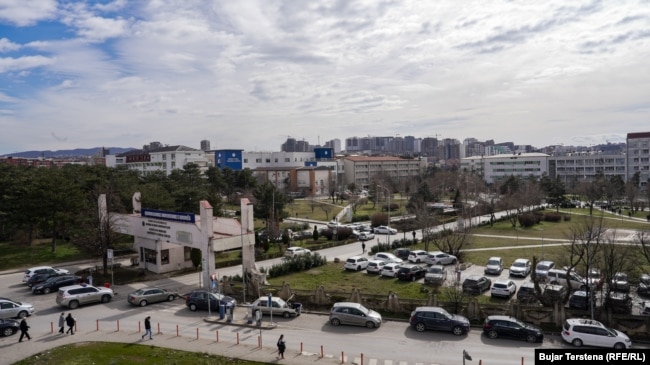 Qendra Klinike Universitare e Kosovës (QKUK).