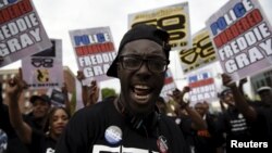 У Балтиморі тривають уже мирні протести, фото 1 травня 2015 року