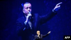 Erdogan se nadao ubedljivijem rezultatu na referendumu, smatra Erdeljan