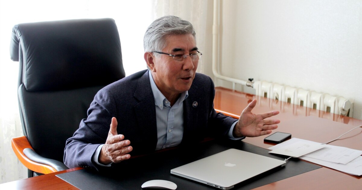 Порно әртүрлі жағынан жалаңаш әйелі