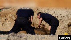 Експерти се подготвуваат да ја отстранат бомбата од Втората Светска Војна во центарот на Берлин 