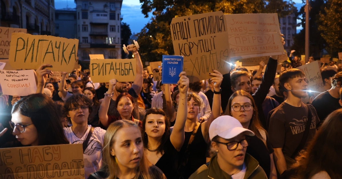 Ligji për agjencitë kundër korrupsionit nxit protesta në Ukrainë dhe kritika ndërkombëtare