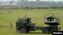 До пакету, зокрема, увійшли системи HIMARS, протитанкові ракети Javelin, безпілотники Altius, гаубиці та комплектуючі для іншого обладнання. Фото ілюстративне 