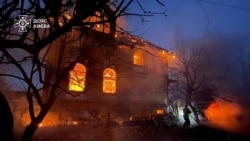 Пожар в Киеве вызванный российским ударом