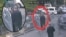 Фотография с видео камеры наружного наблюдения: по данным TRT World, это Джемаль Хашогги с невестой перед зданием саудовского консульства в Стамбуле