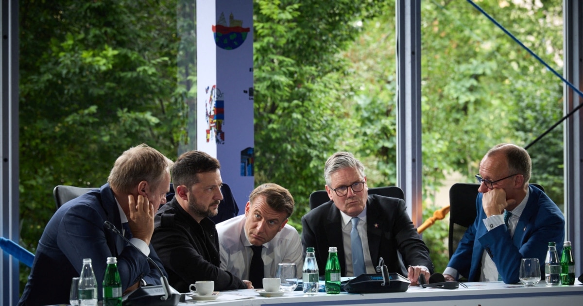 До преди година те бяха в центъра на преговорите, поставянето