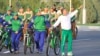 Массовый велопробег при участии тысячи граждан и чиновников возглавил президент Гурбангулы Бердымухамедов, Ашхабад, 3 июня, 2020