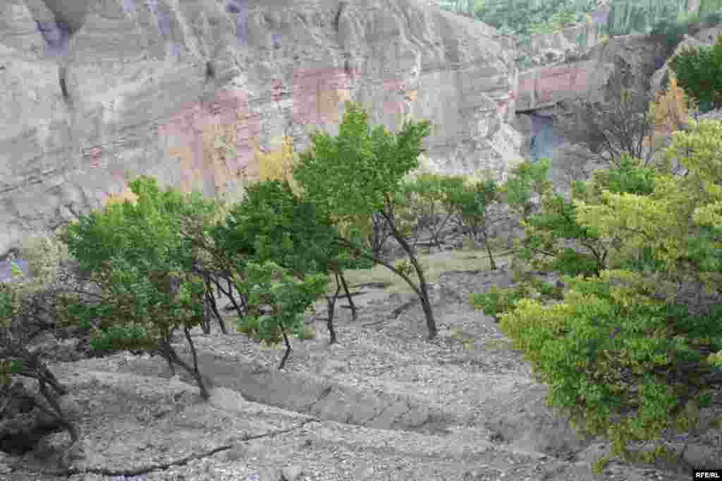 Вақте роҳ нест... #108