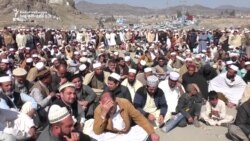 Protesters Block Pakistani-Afghan Traffic