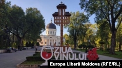 De 25 de ani, R. Moldova sărbătorește Ziua Vinului. Festivitatea a devenit între timp și o atracție turistică, numărul vizitatorilor fiind în creștere. Anul acesta, evenimentul are loc pe 3 și 4 octombrie.