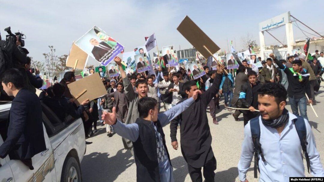 Supporters of Afghan Vice President Abdul Rashid Dostum rally in Mazar-e Sharif.